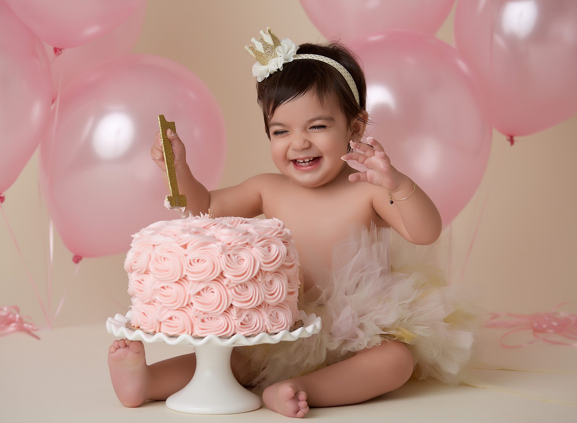 pink cake smash photoshoot